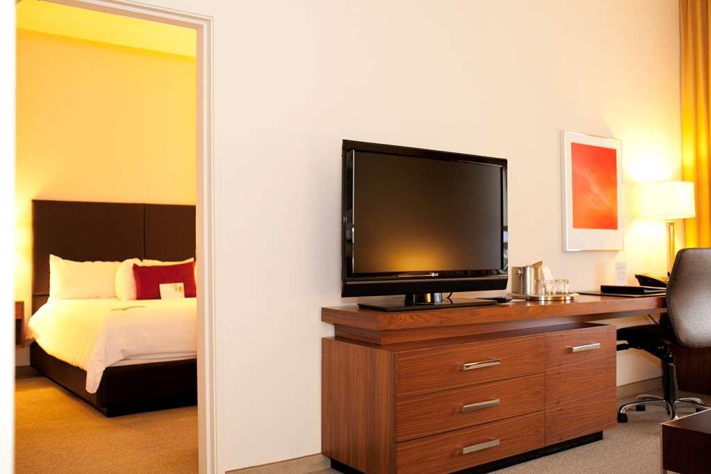 I Hotel And Illinois Conference Center - Champaign Rom bilde